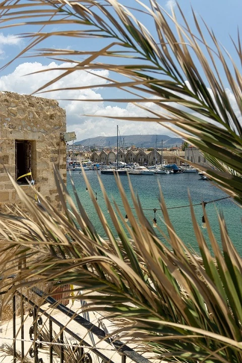 A világítótorony felé